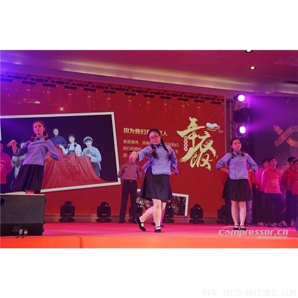 【壓縮機(jī)】葆德控股2018新品發(fā)布會(huì)暨表彰大會(huì)隆重舉行 行業(yè)資訊 第23張 【壓縮機(jī)】葆德控股2018新品發(fā)布會(huì)暨表彰大會(huì)隆重舉行 行業(yè)資訊 第23張
